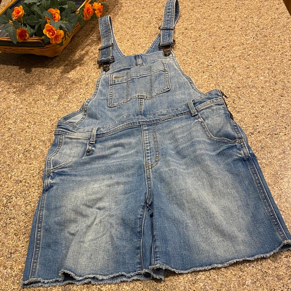Gap Shortall Blue Jean Bib Overall Shorts Denim XS FLAWS Distressed